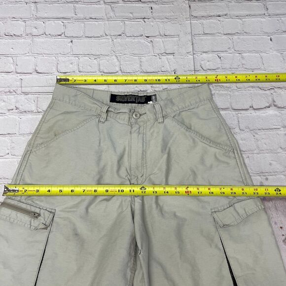 Vintage Levi's Silvertab Cargo Shorts Men Size 30 90s Y2K B331 -9 - Picture 3 of 16